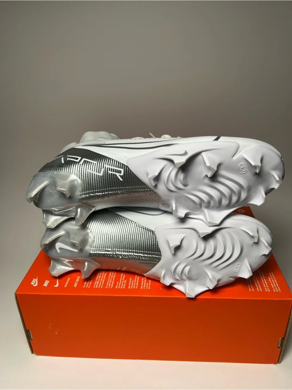 Nike Vapor Edge Pro 360 2 White Chrome Football Cleats DA5456-102 Mens Size 10